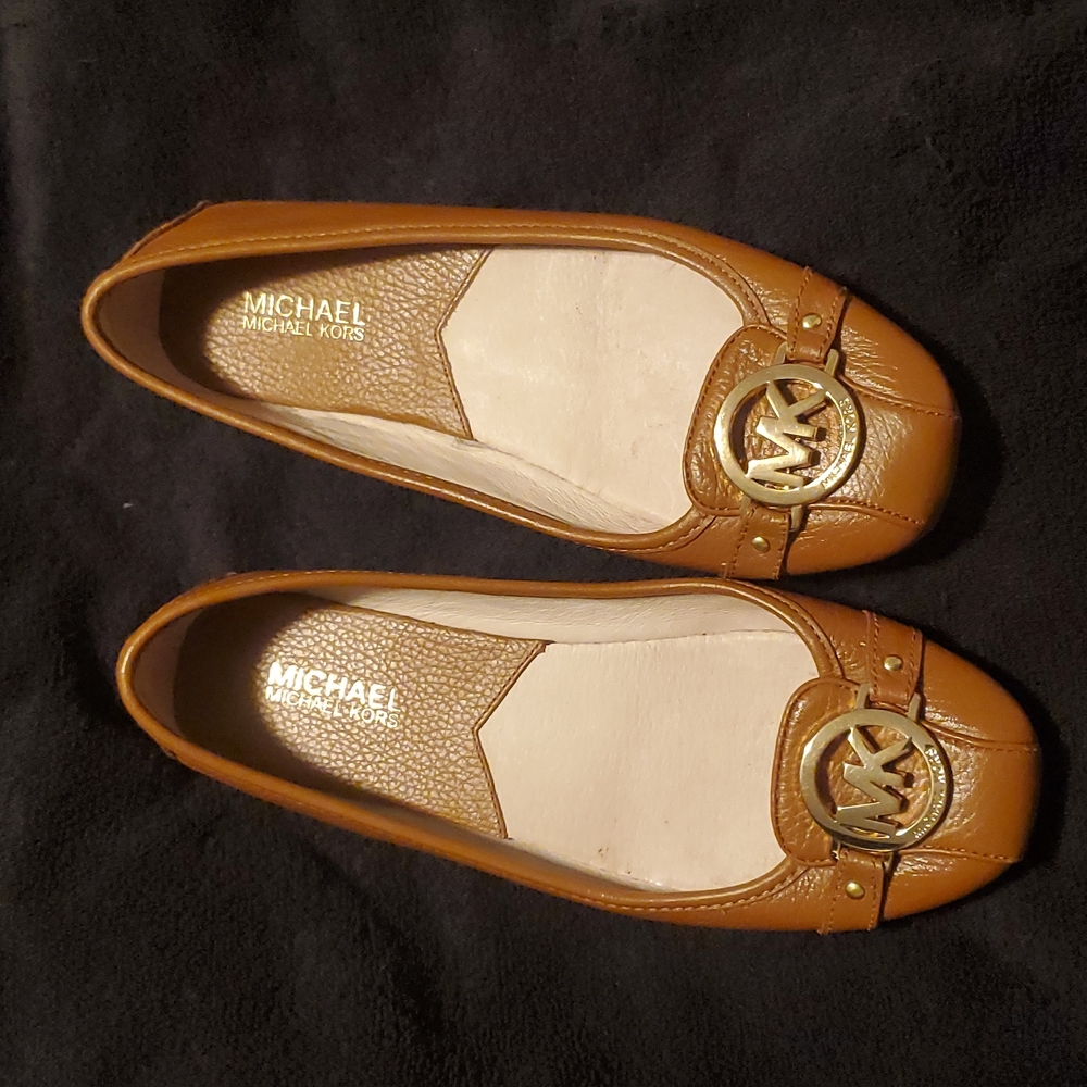 Michael Kors flats